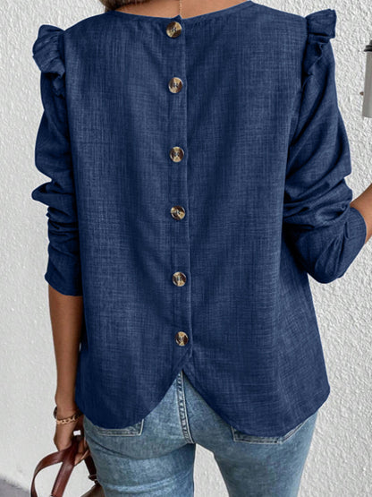 Chemisier femme avec des manches volantes et des boutons décoratifs Chic und Stil