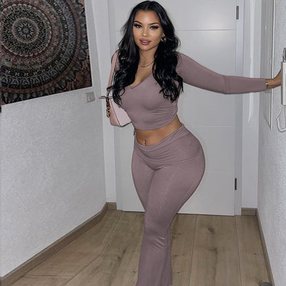 Fitted lounge set for women with long sleeves and wide pants Chic and Style