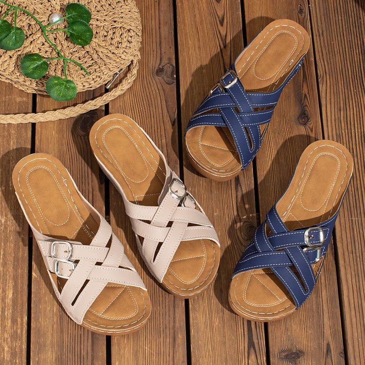 Sandales dames avec semelle confortable et sangles réglables Chic und Stil