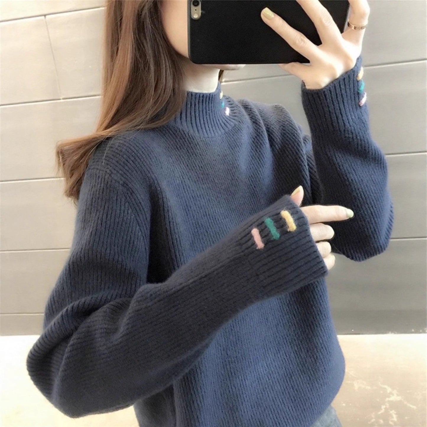 Casual pullover for ladies with ribbed structure and colorful accents Chic and Style