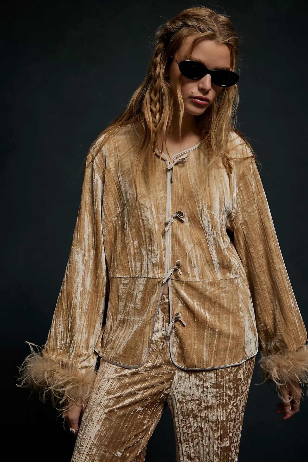 Dames élégant Veste en velours avec accents en dentelle Chic und Stil