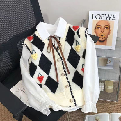 Gilet en tricot pour femmes avec des appliqués colorés Chic & Stil