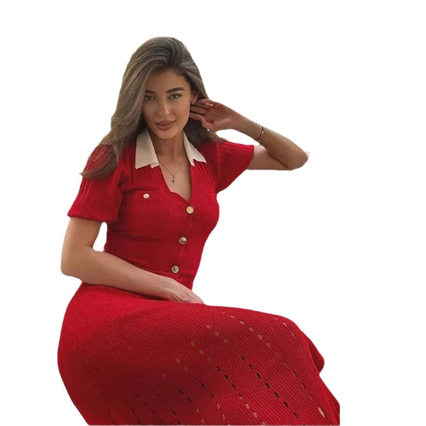 Robe midi femme avec patte de boutonnage et col contrastant Chic und Stil