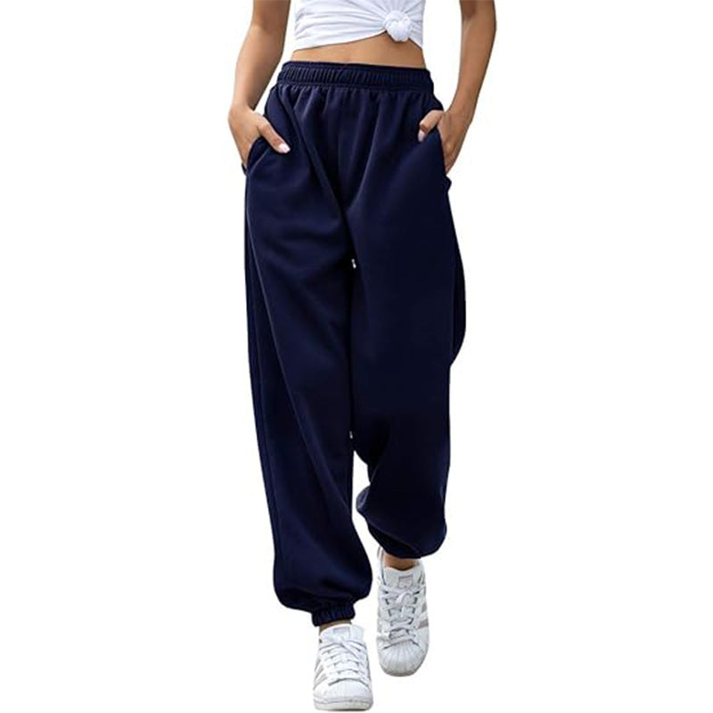 Casual pants for women with elastic waistband and side pockets Chic and Style