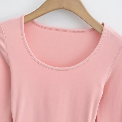 Chemise à manches longues pour femmes avec une coupe moderne et un ourlet arrondi Chic und Stil