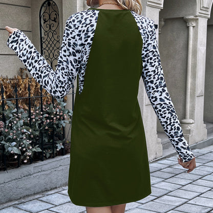 Robe décontractée pour femmes avec motif animal et manches longues Chic und Stil