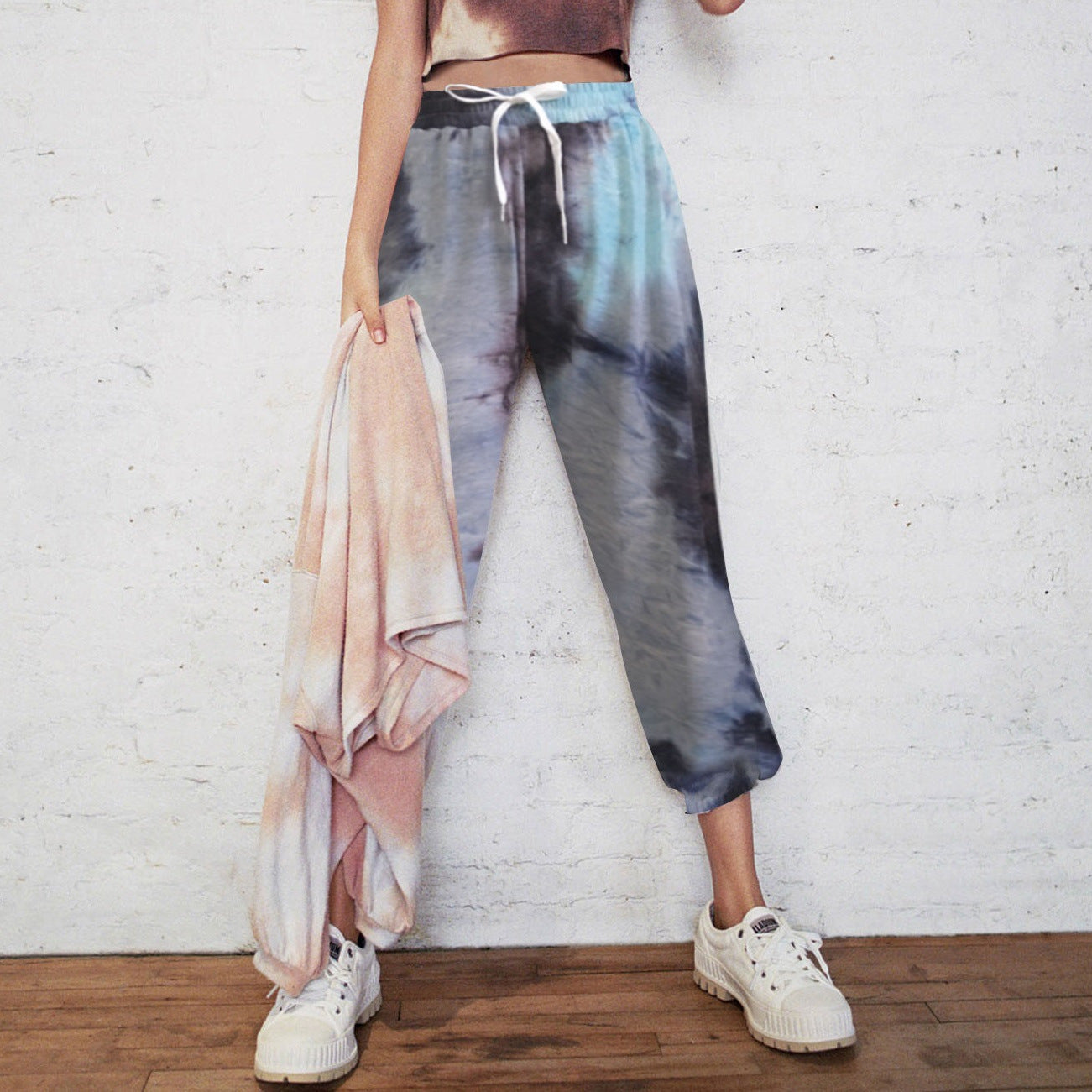Casual pants for women with a colorful tie-dye design and an elastic waist Chic and Style