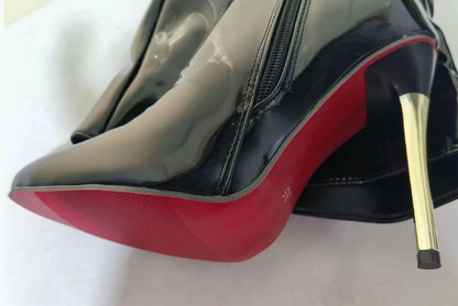 Chic und Stil | Overknee Boots with Golden Heel and Zipper Detail