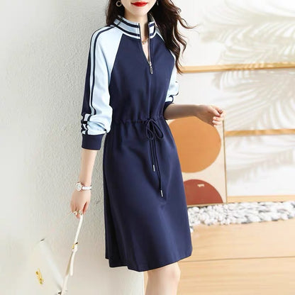 Robe zippée sportive pour femmes Chic und Stil