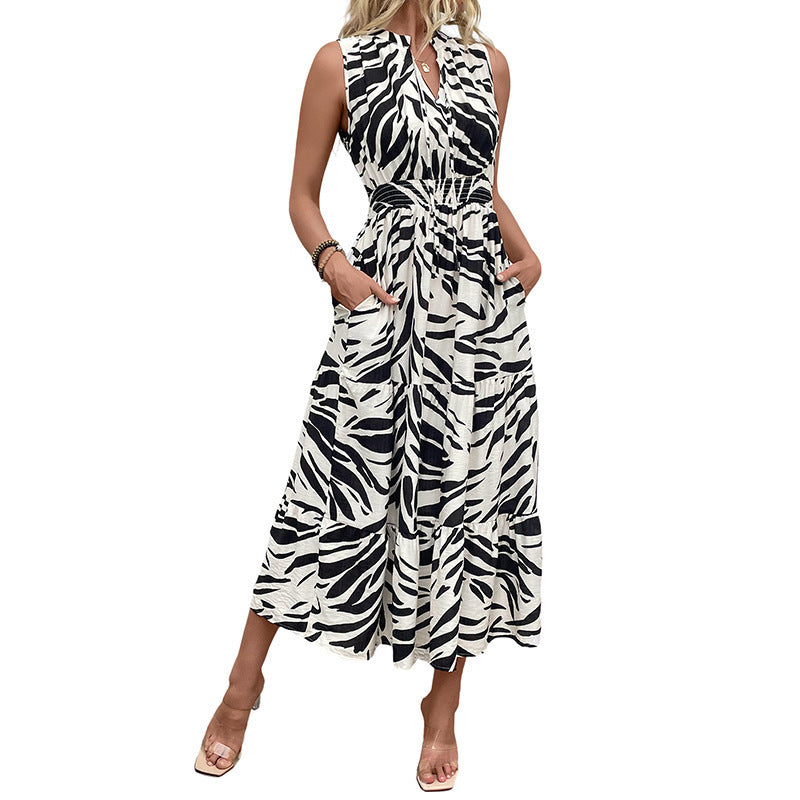 Femme Robe maxi à volants avec silhouette A-line flatteuse Chic und Stil