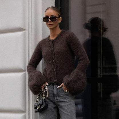 Cardigan pour femmes avec des manches volumineuses et un mélange doux de mohair et de laine Chic und Stil