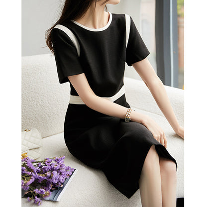 Robe midi sophistiquée pour femmes avec détail de ceinture contrastante Chic und Stil
