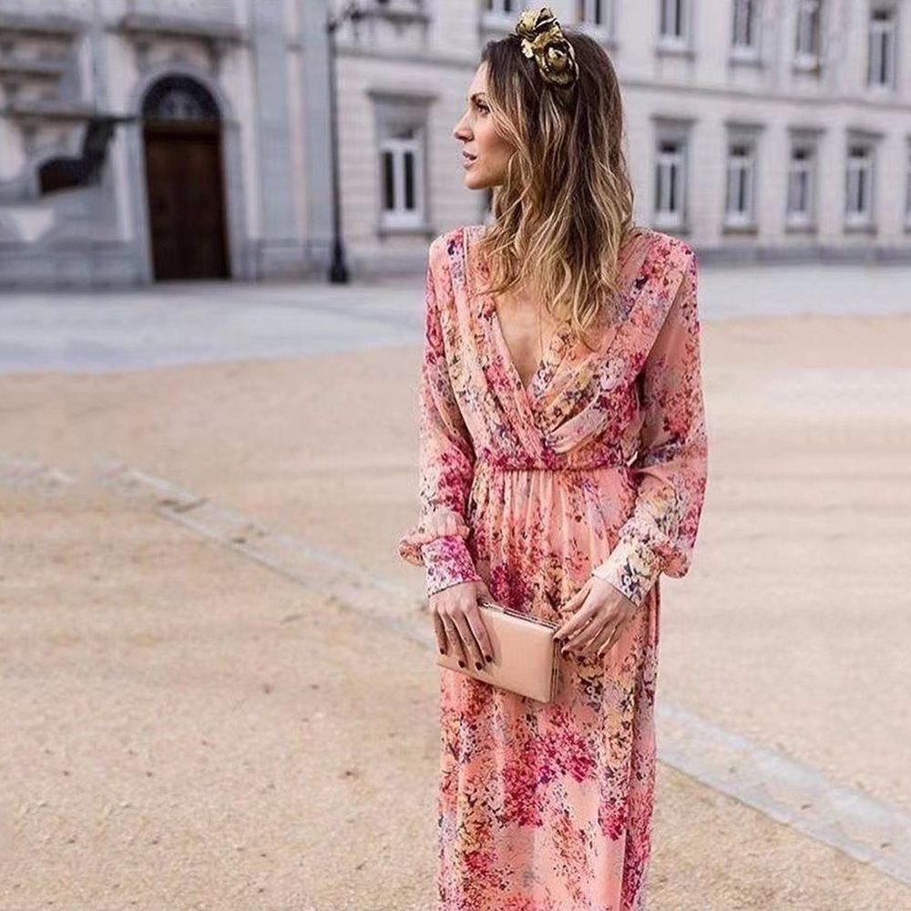 Robe maxi femme avec des manches volumineuses et un élégant design floral Chic und Stil