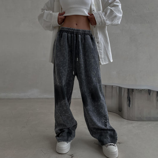 High-waisted casual pants for women with original wash effect Chic und Stil