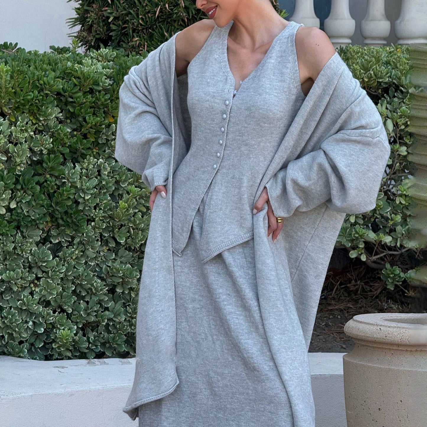 Dames Ensemble tricot élégant avec cardigan long et top sans manches Chic und Stil