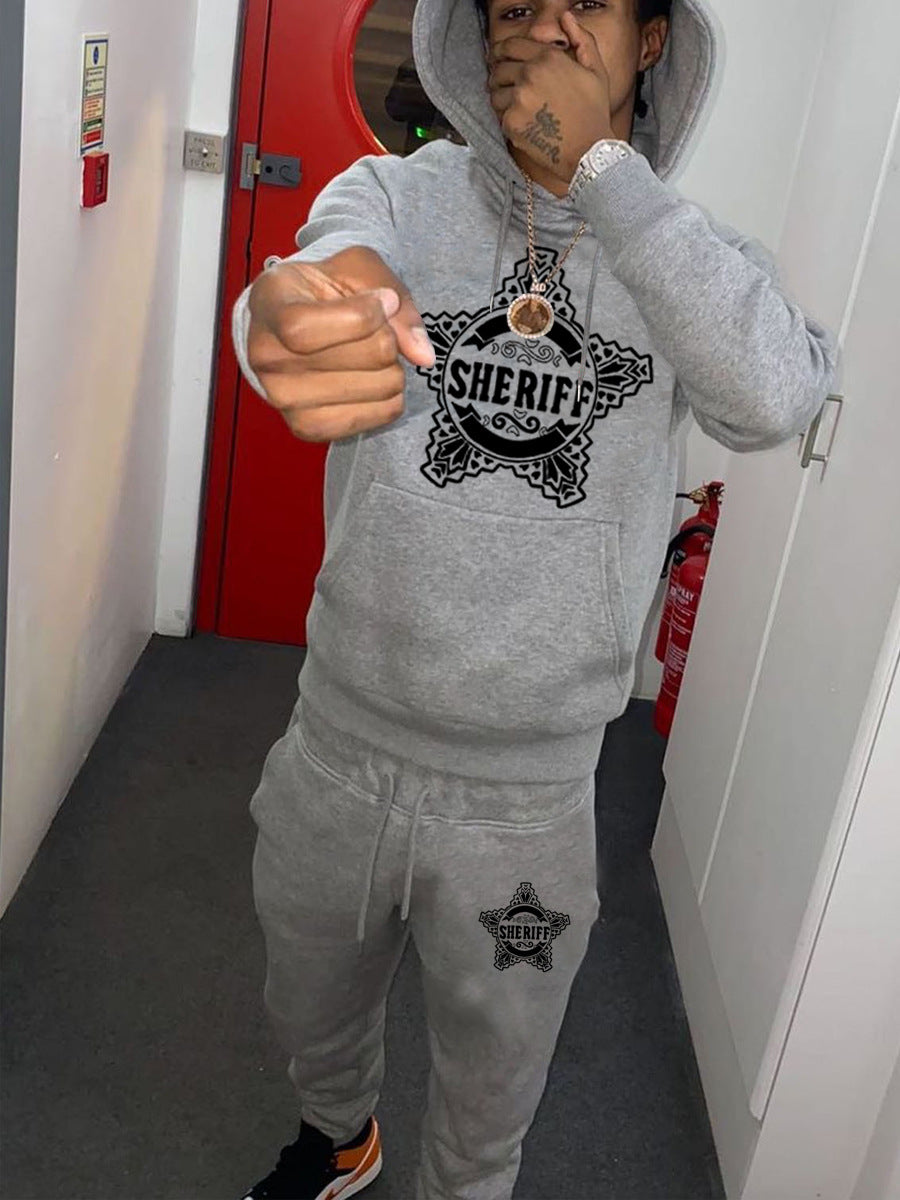 Hoodie and jogger pants set for women with a unique sheriff design Chic und Stil