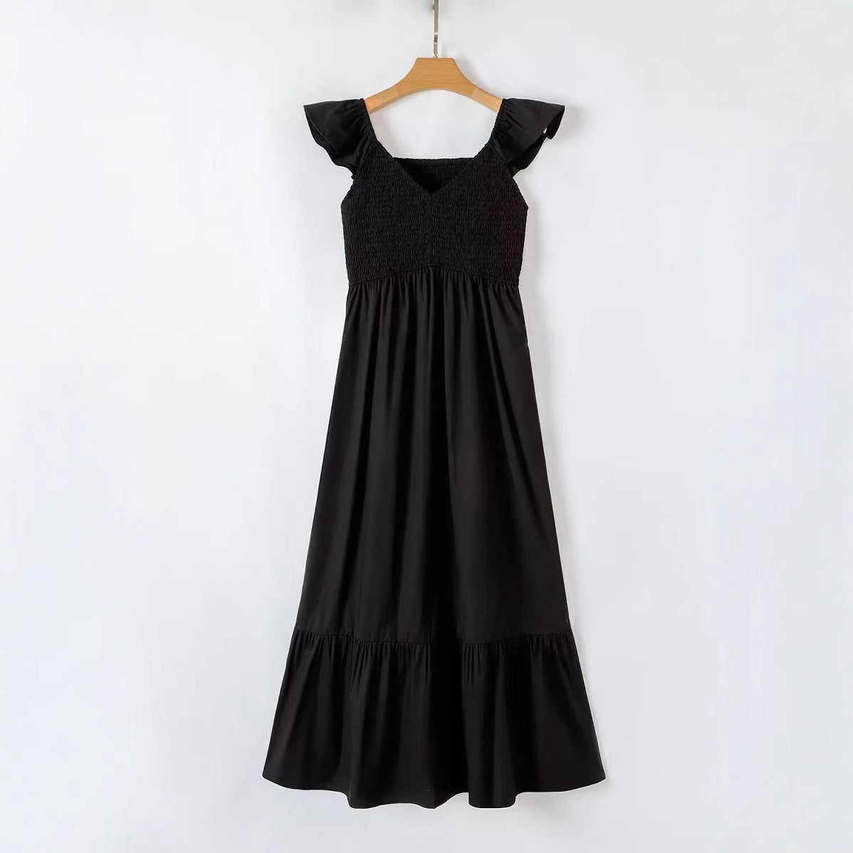 Robe maxi pour femmes avec des détails volumineux en volants et une volante colorée Chic und Stil