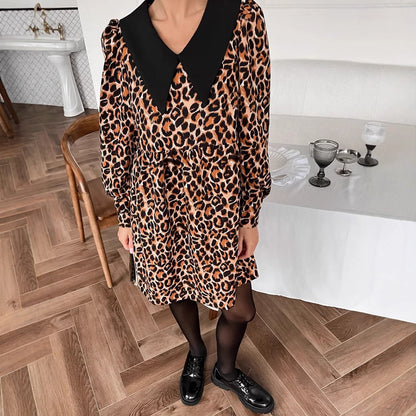 Robe légère à motif animal pour femmes Chic und Stil
