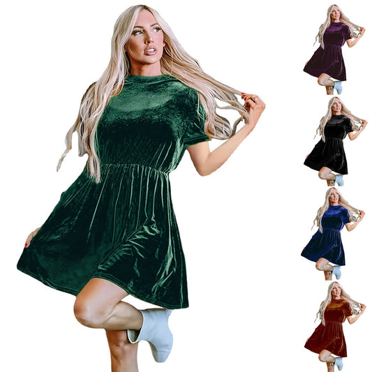 Robe en velours à manches courtes pour femmes avec une coupe cintrée et une jupe en A Chic und Stil