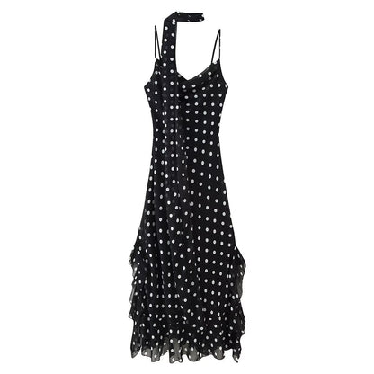 Robe d'été pour femmes avec un design à pois ludique et un ourlet froncé raffiné Chic und Stil