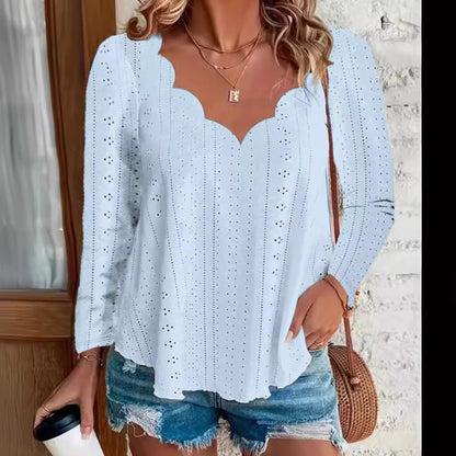 Chemisier léger pour femmes avec un motif aéré moderne et un décolleté élégant Chic und Stil