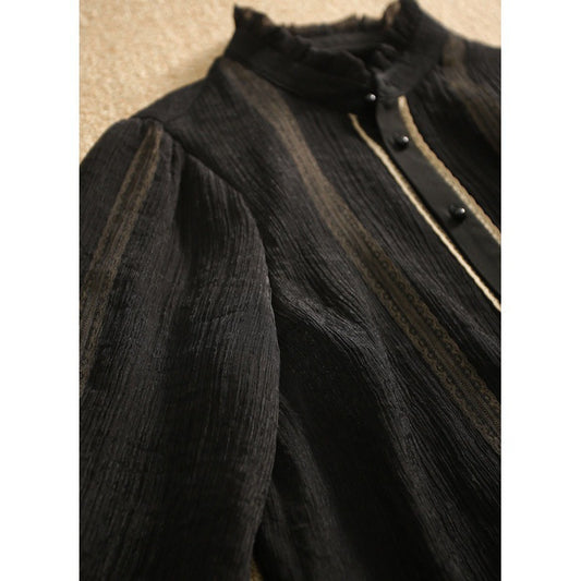 Blouse élégante à manches longues pour femmes avec col à volants et détails de boutons Chic und Stil