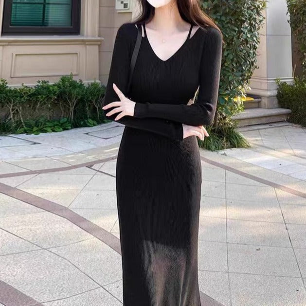 Robe en tricot élégante pour femmes avec décolleté en V et jupe évasée Chic und Stil