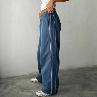 Wide leisure pants for women with side stripes and an elastic waist Chic and Style