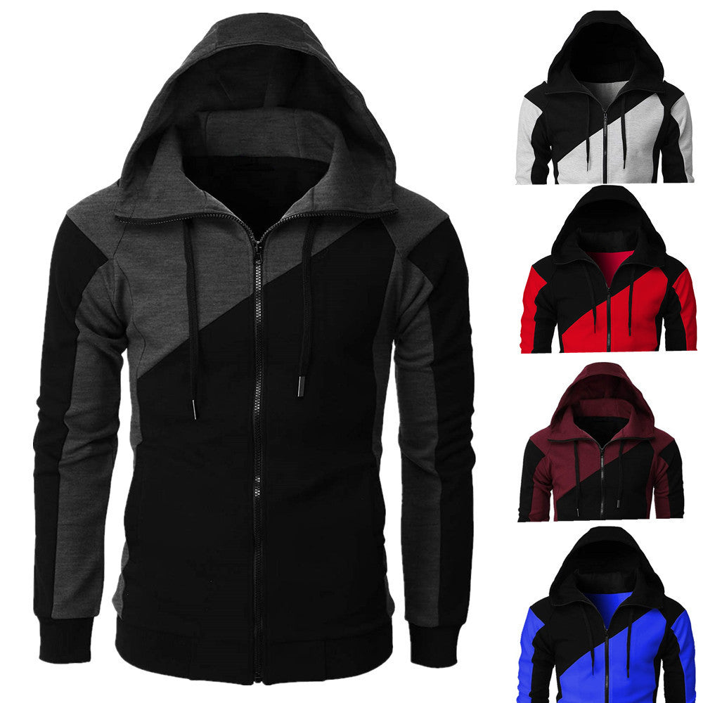 Veste à capuche sportive pour hommes avec des accents de couleur contrastants Chic und Stil