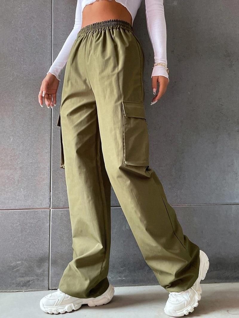 Pantalon cargo pour femmes avec taille élastique et poches latérales pratiques Chic und Stil