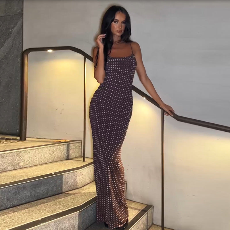 Robe maxi élégante et cintrée pour dames avec des bretelles spaghetti Chic und Stil