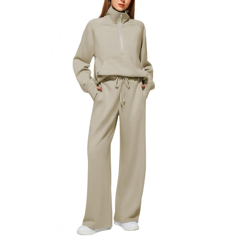Ladies casual turtleneck sweater with wide leg pants Chic und Stil