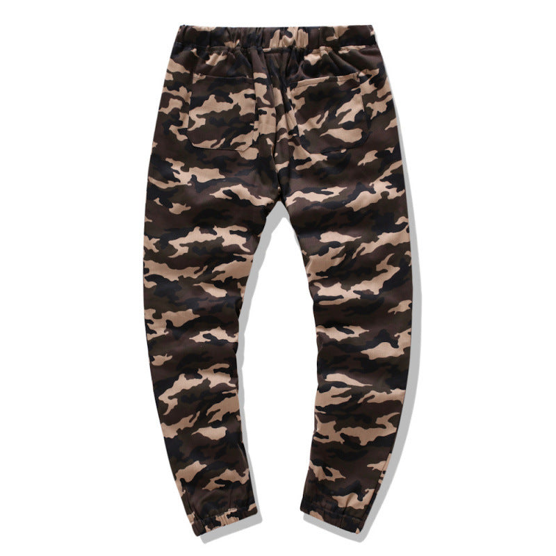 Men's cargo pants with modern camouflage design and elastic waistband Chic and Style