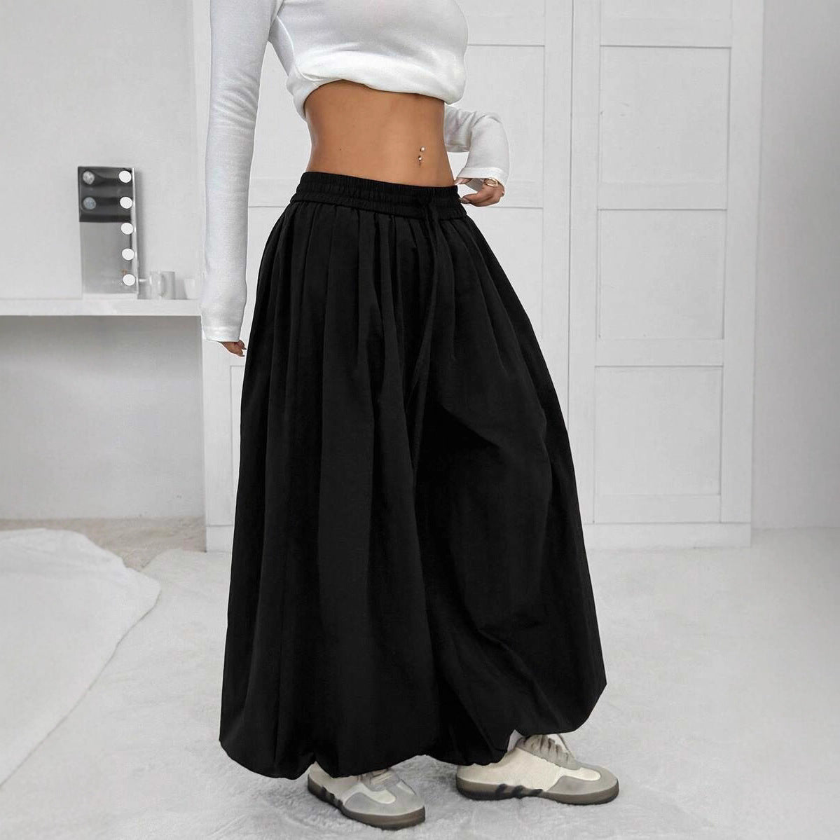 Women's Palazzo Pants, wide cut, with elastic waistband and side pockets Chic and Style