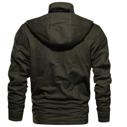 Functional jacket for men with padded interior and practical pockets Chic and Style