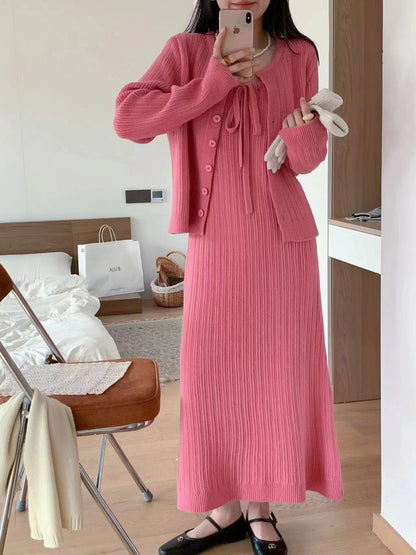 Veste en tricot pour femmes avec maxi robe en design côtelé et ceinture à nouer féminine Chic und Stil