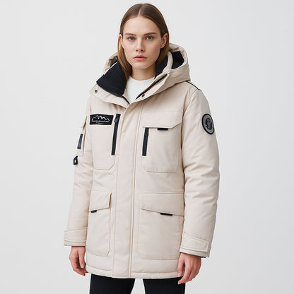 Dames d'hiver parka avec poches pratiques et système de capuchon réglable Chic und Stil