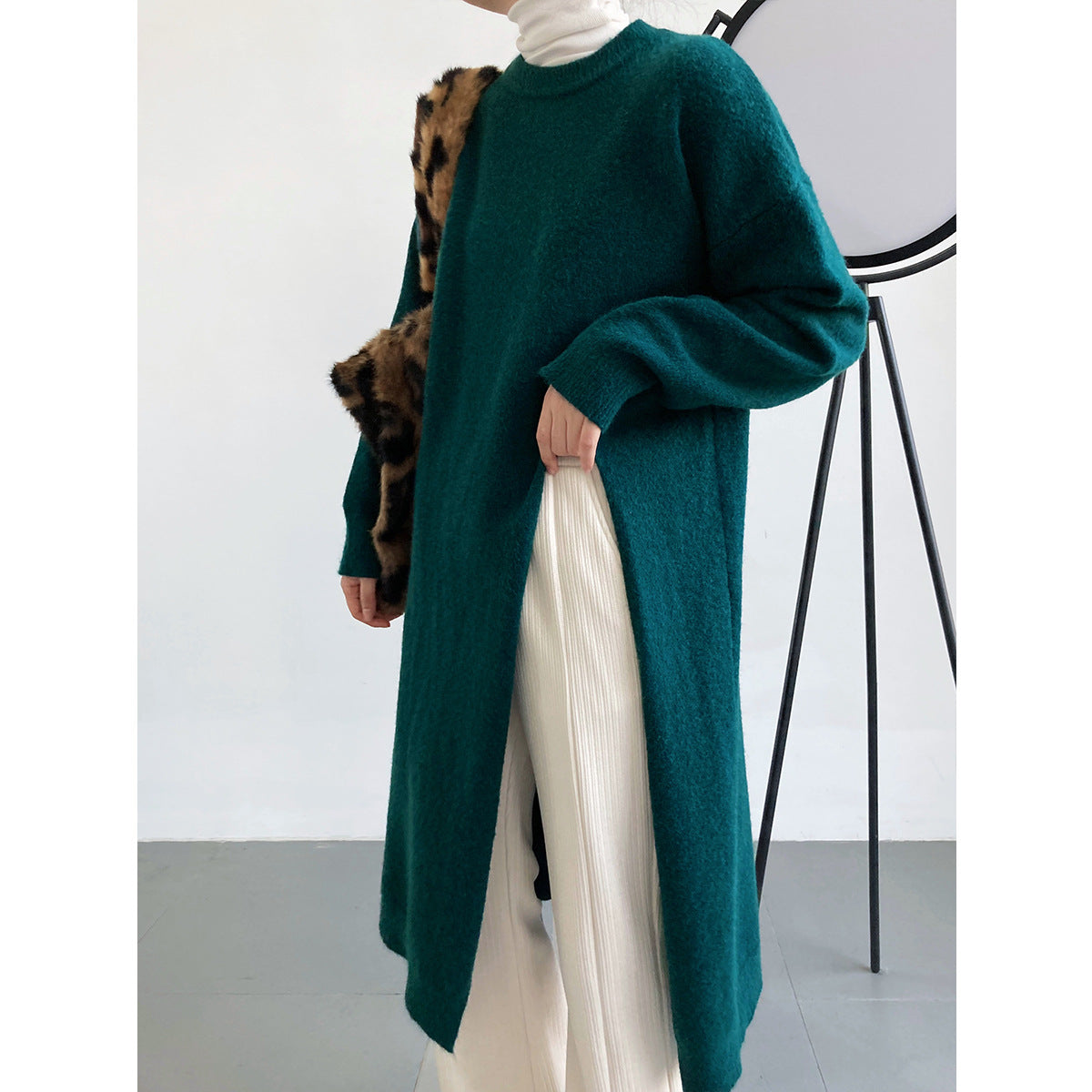 Robe en tricot élégante pour femmes avec fente latérale et coupe généreuse Chic und Stil