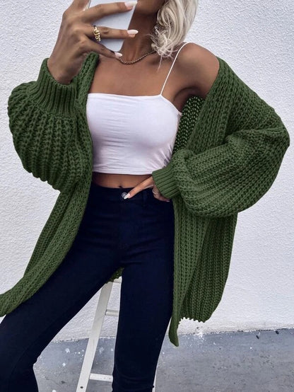 Cardigan en tricot épais pour femmes avec des manches volumineuses et une ouverture à l'avant Chic und Stil