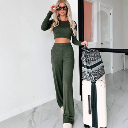 Comfortable long-sleeve cropped top set for ladies and loose lounge pants Chic and Style