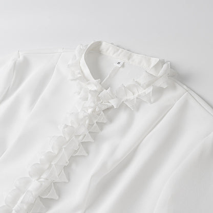 Chemisier élégant pour femmes avec détails en volants Chic und Stil