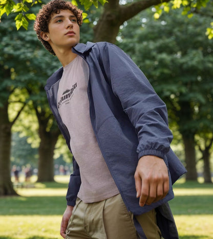 Functional transition jacket for men with adjustable collar Chic und Stil