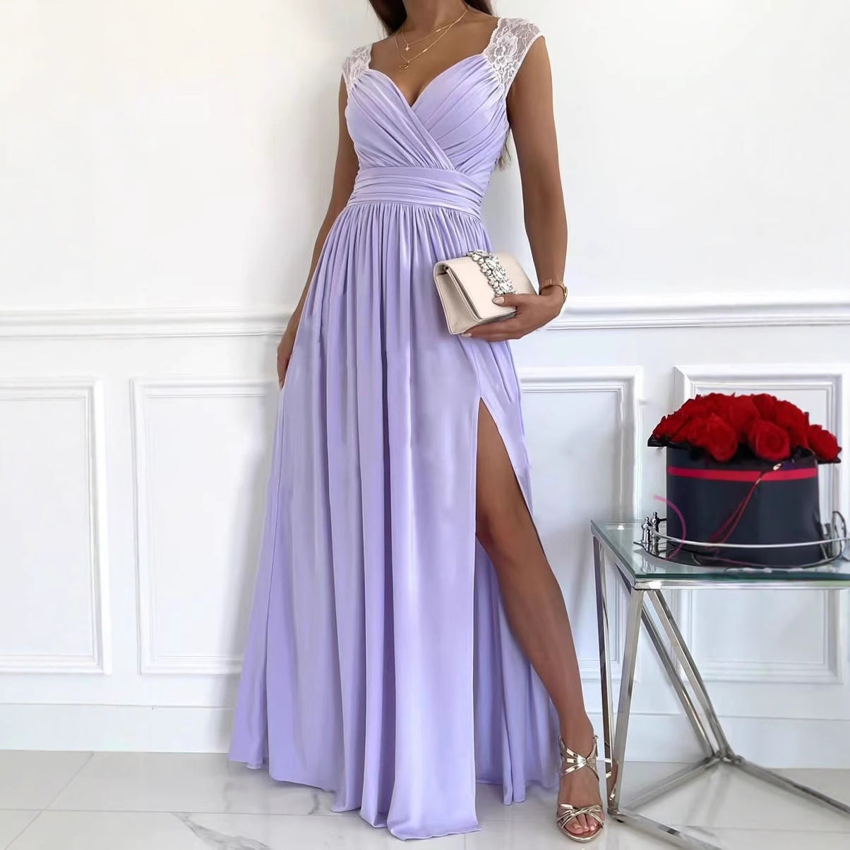 Robe maxi élégante pour femmes avec des manches en dentelle et une fente latérale Chic und Stil