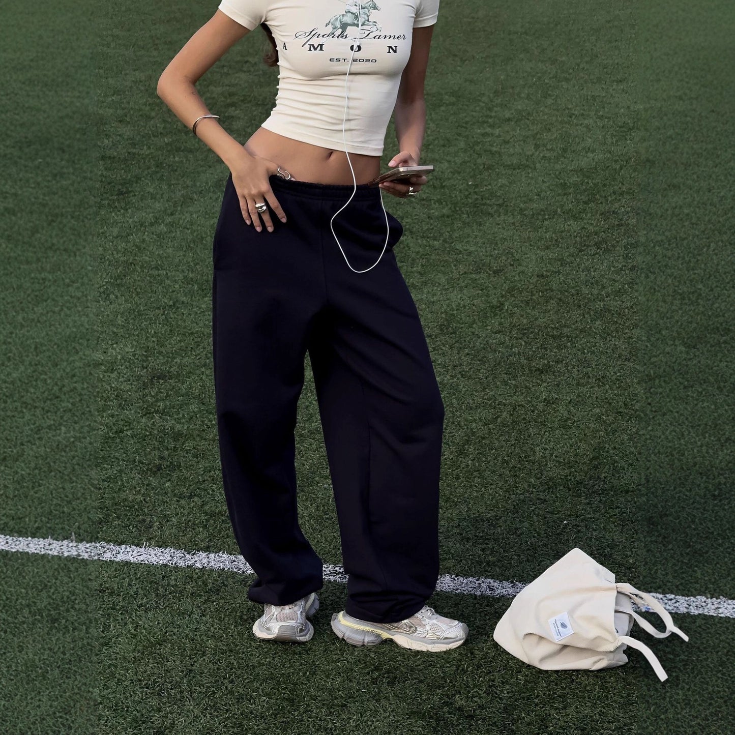 Comfortable wide-cut leisure pants for women Chic and Style