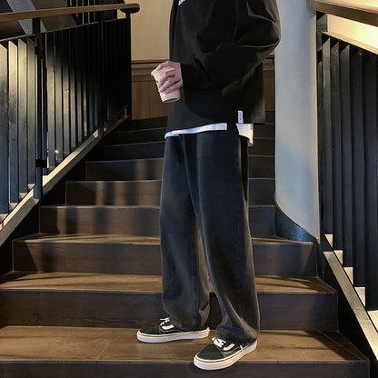 Casual cargo pants for men with wide legs and elastic waistband Chic and Style