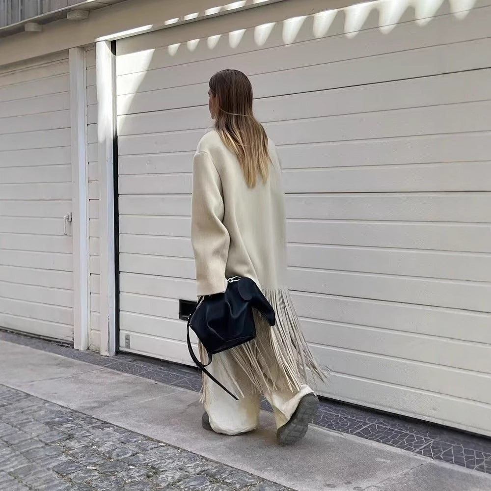 Fringe jacket for women with an elegant cut and a modern design Chic and Style