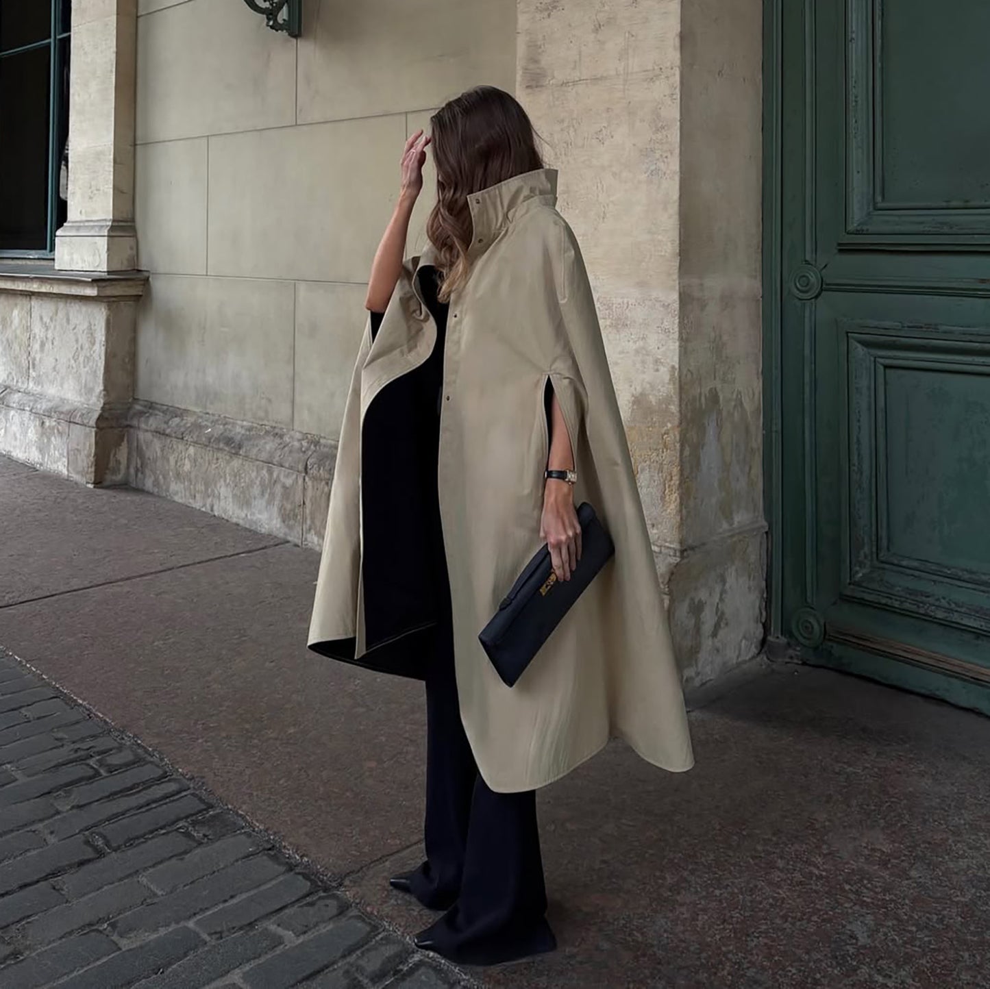 Dames élégant trench-coat avec un col haut et des fentes latérales Chic und Stil