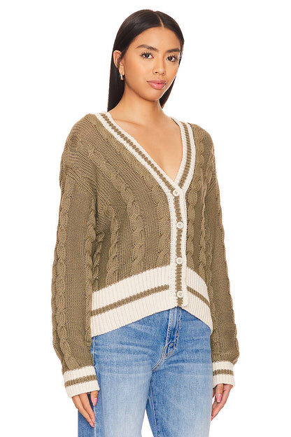 Cardigan décontracté en tricot pour femmes avec décolleté en V profond et une structure de motif en torsade caractéristique Chic und Stil