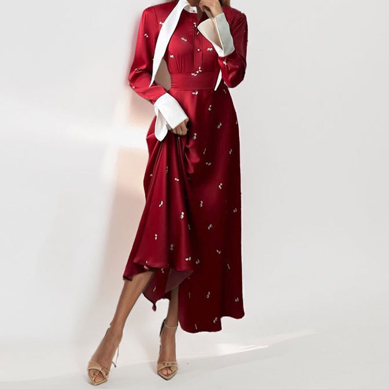 Robe maxi pour dames avec élégante veste superposée et délicates applications Chic und Stil