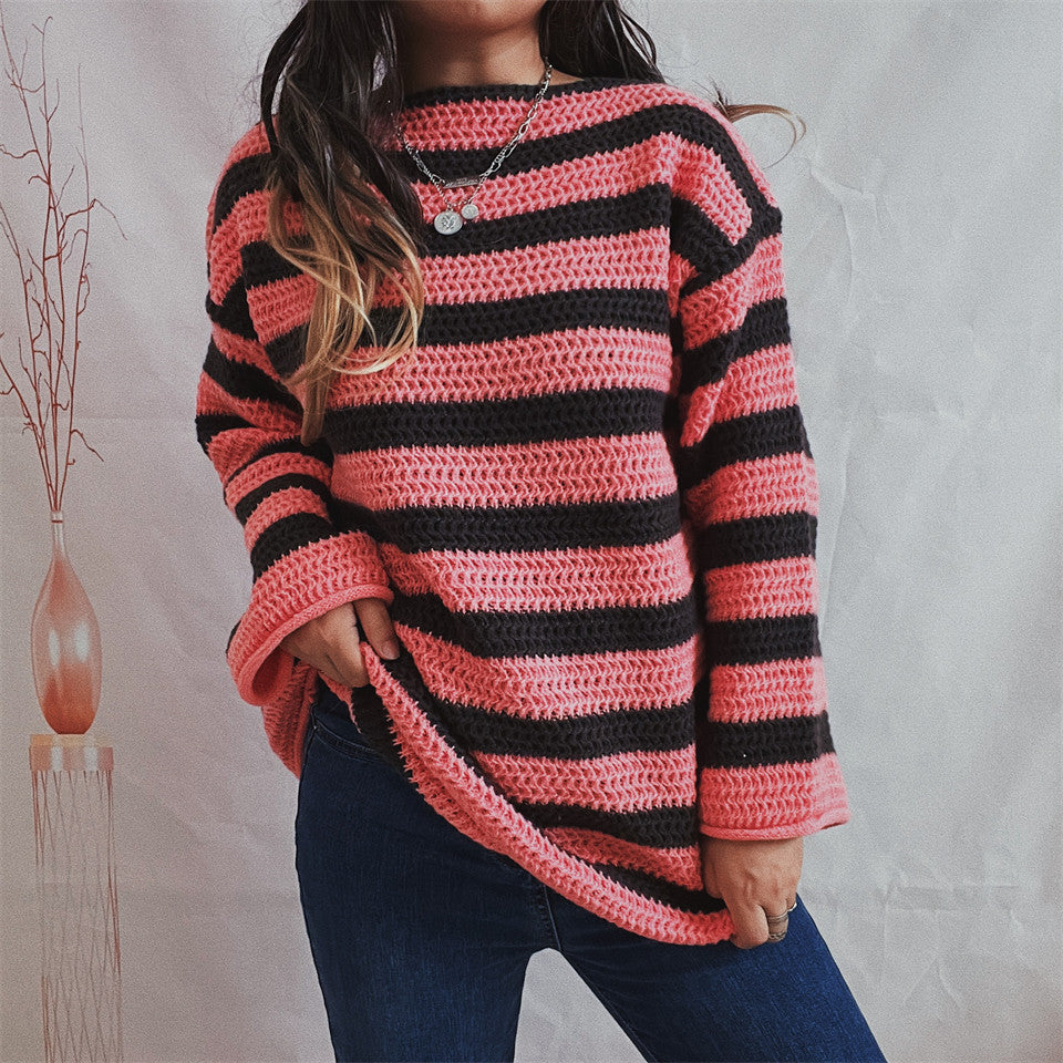 Pull over décontracté en crochet pour femmes avec des rayures modernes.